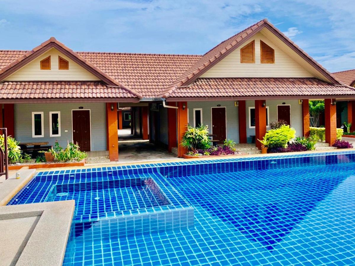 Benwadee Resort Pattaya Ban Pong  Esterno foto